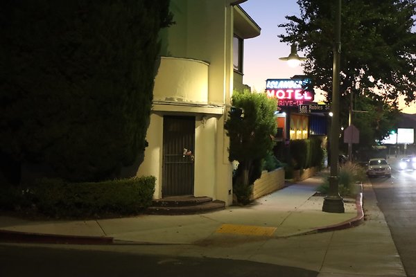 IslanderMotel EagleRock - 2 of 28
