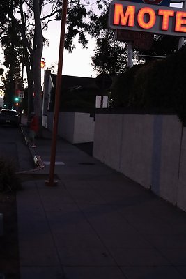 Glendale Motel6 nght - 15 of 16